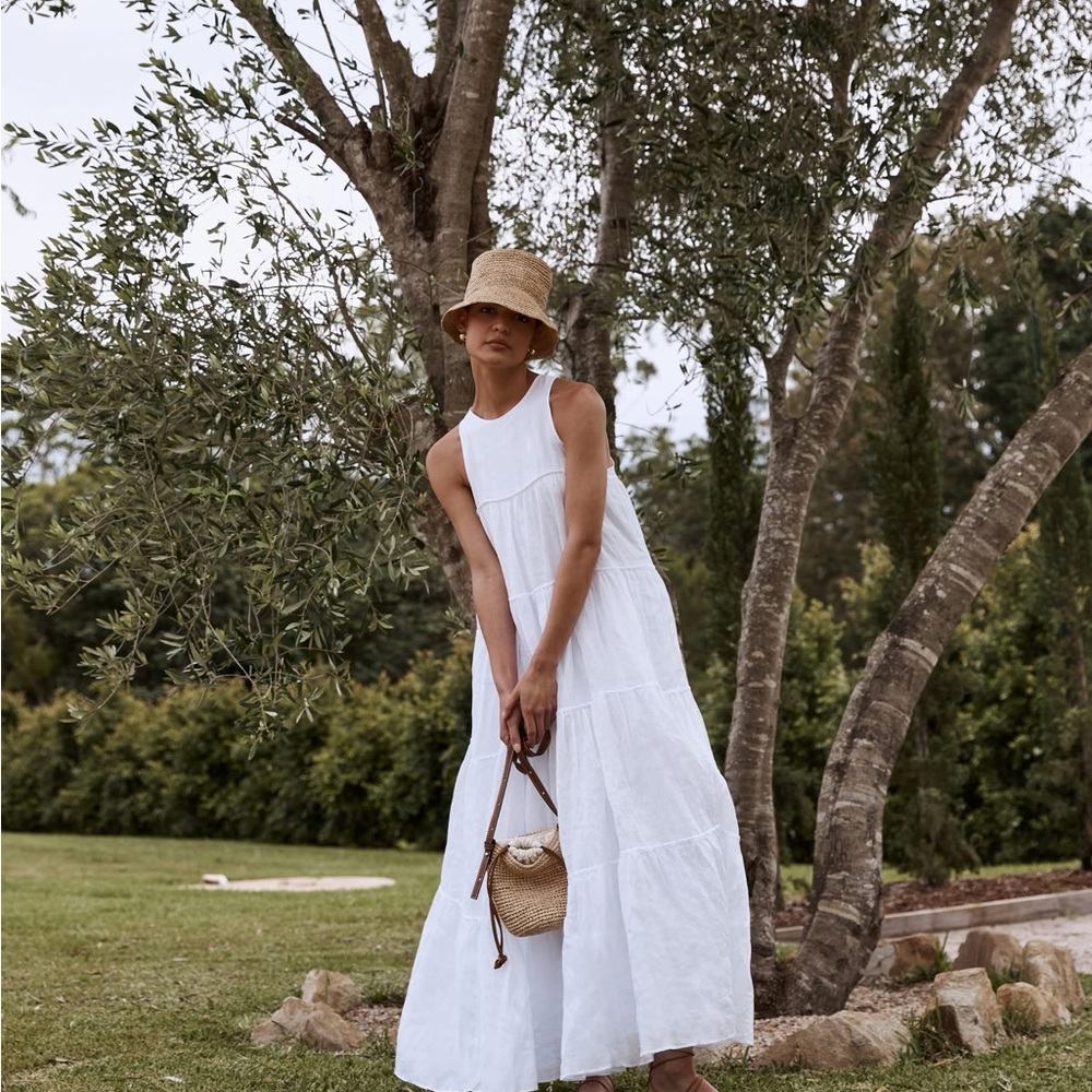 DISSH White Tiered Ruffled Maxi Sundress